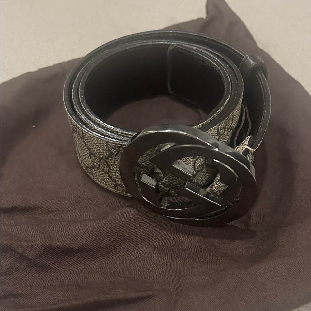 Men's Gucci belt